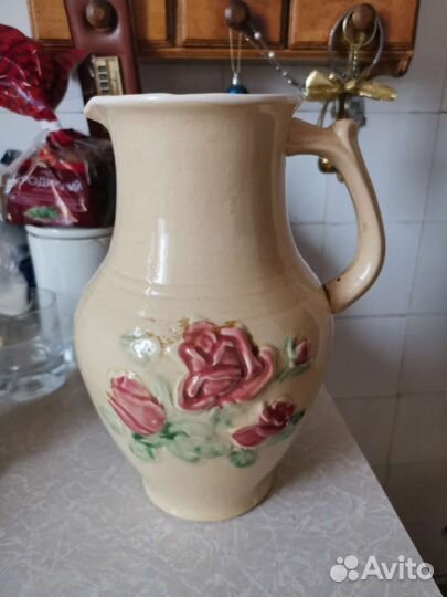 Глиняный кувшин