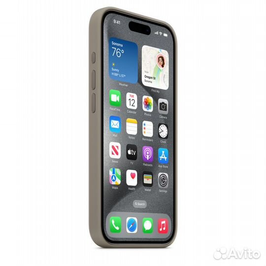 Силиконовый чехол для iPhone 15 Pro Max с MagSafe