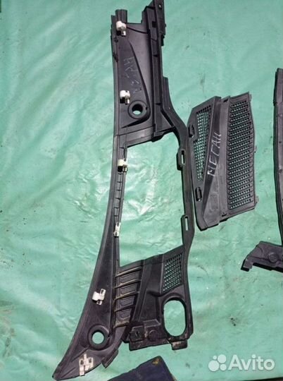 Жабо Renault Megane