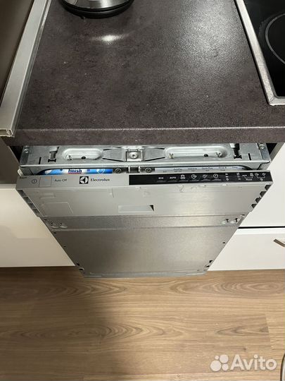 Посудомоечная машина electrolux 45см