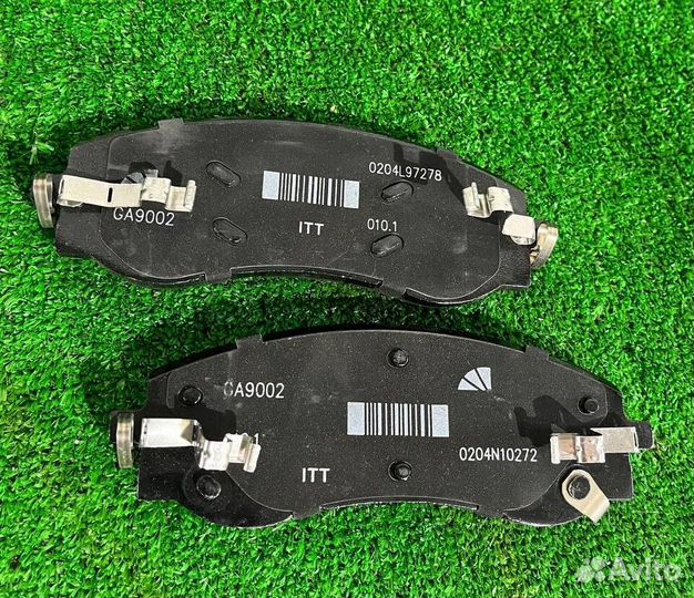 Тормозные колодки на LiXiang L9 комплект