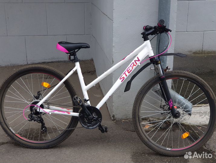 Женский велосипед Stern Mira 2.0 Line Bike