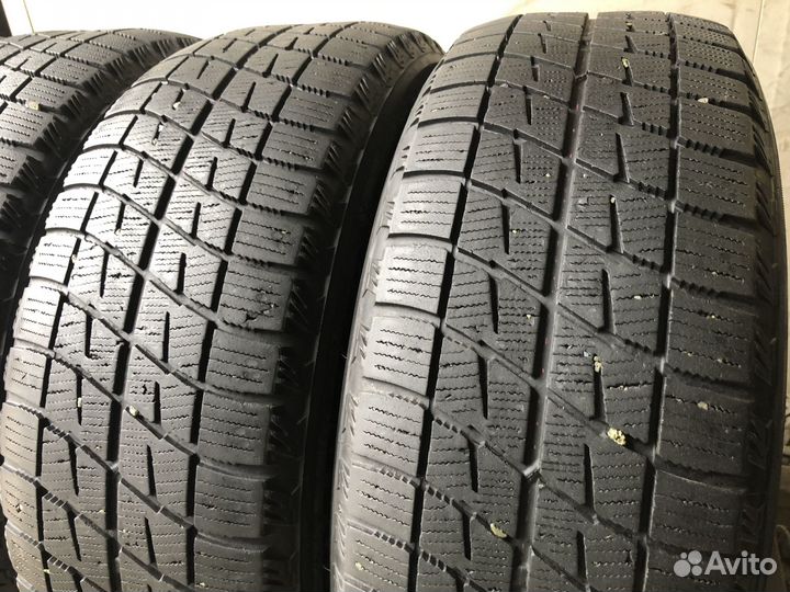 Bridgestone Ice Partner 215/60 R16