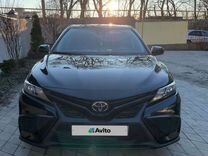 Toyota Camry 2.5 AT, 2021, 24 000 км, с пробегом, цена 2 600 000 руб.