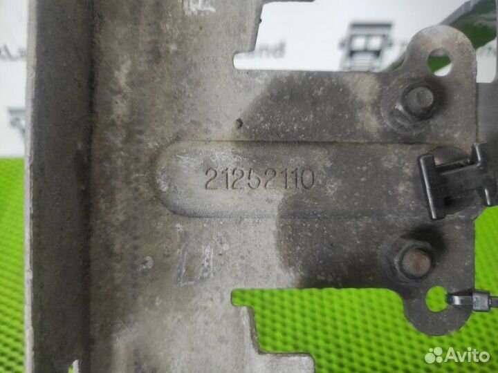 Кронштейн воздушных трубок правый Volvo Fh 4