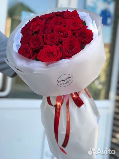 Розы Букет в круглой упаковке