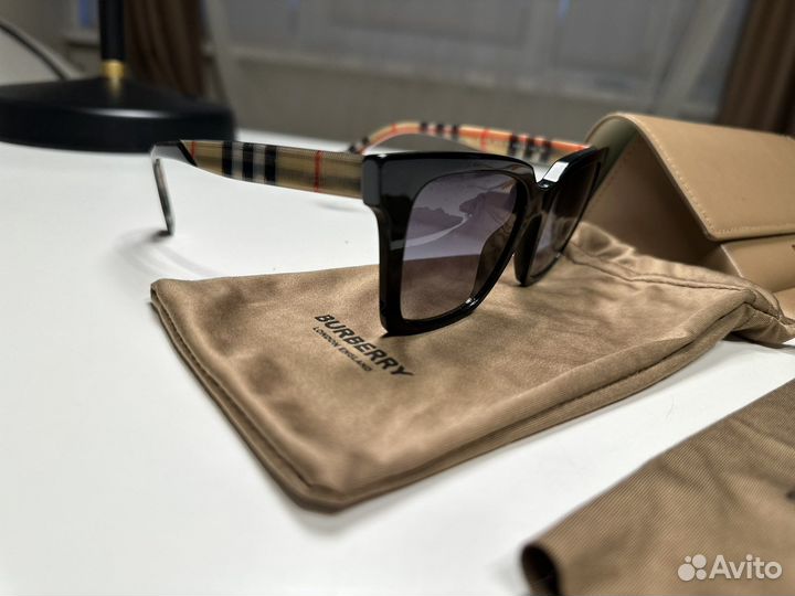 Очки burberry женские