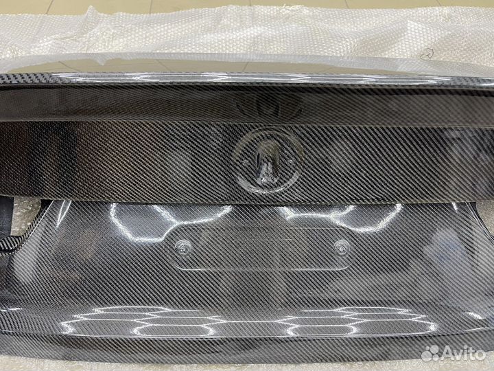 Крышка багажника BMW G80 карбон