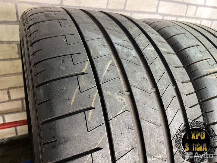 Pirelli P Zero PZ4 295/35 R20