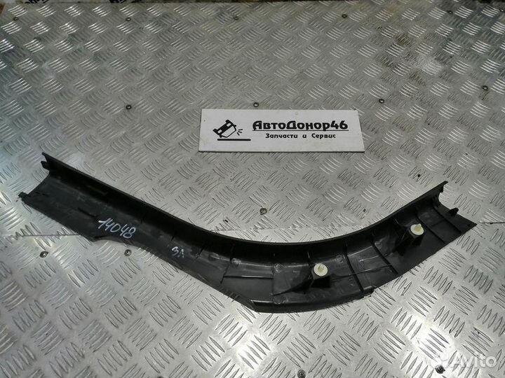 Накладка на порог задняя левая Nissan Teana J31