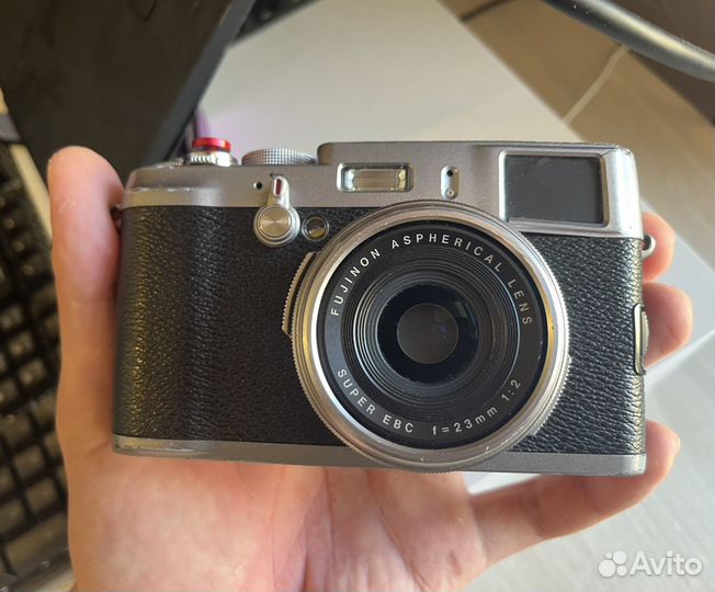 Fujifilm finepix X100