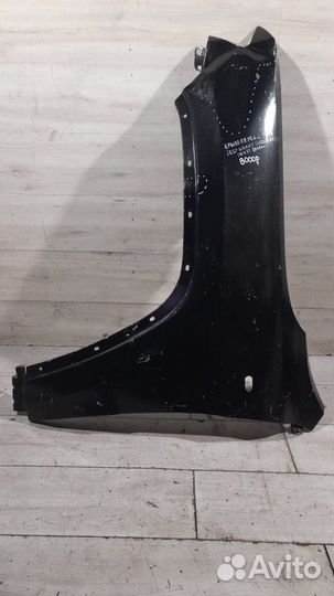 Крыло переднее левое Jeep Grand Cherokee Wk2 С