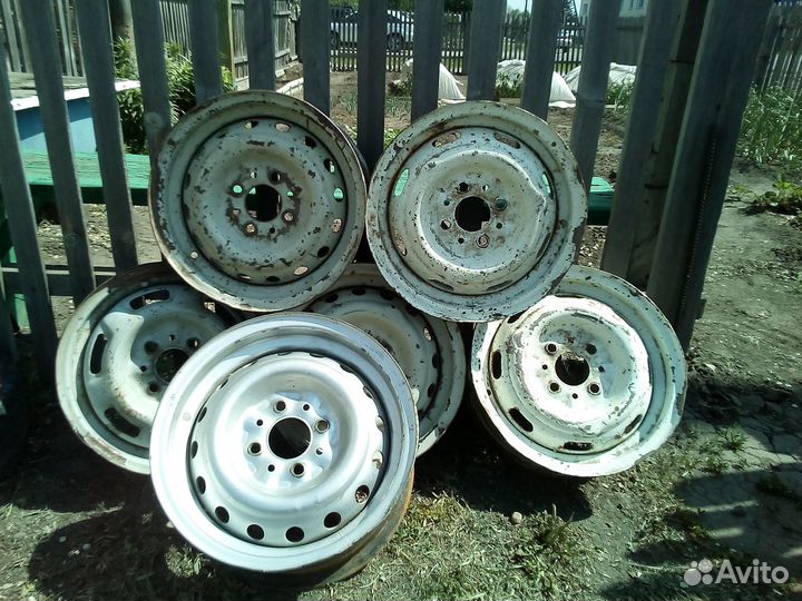 Штампованные диски r13 б\у на ваз