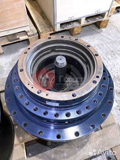 Редуктор хода JCB JS200