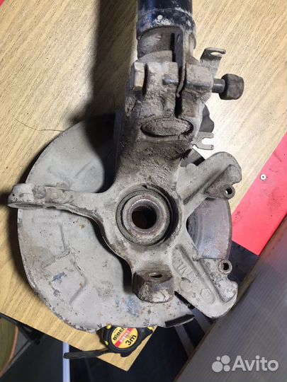 Поворотный кулак Volkswagen Polo 5