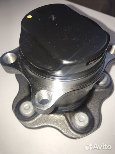 Ступица автомобиля в сборе