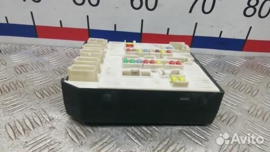 Блок предохранителей renault megane 3 (9BR03M101)