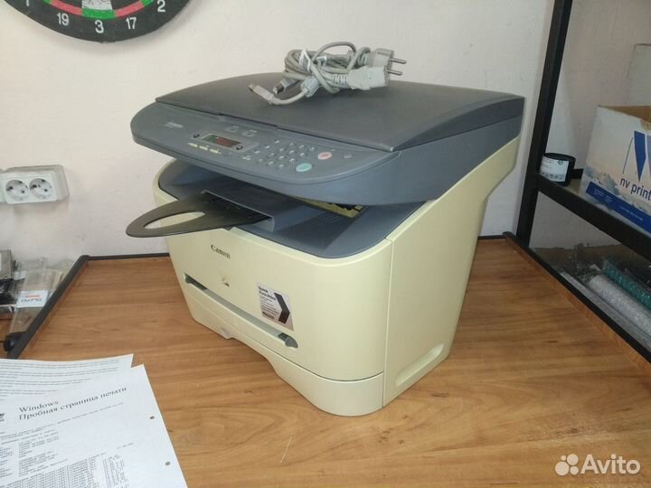 Лазерное мфу Canon MF3228 заправлен хор. сост