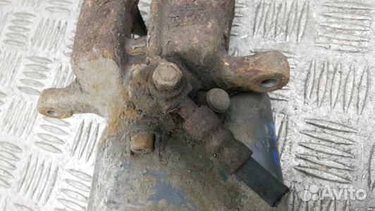 Суппорт тормозной задний правый volkswagen passat