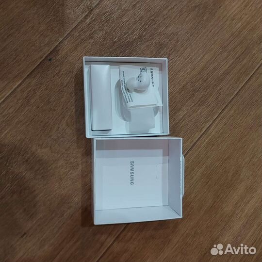 Samsung galaxy buds2