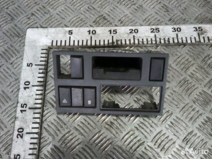 Элемент консоли renault 82362589