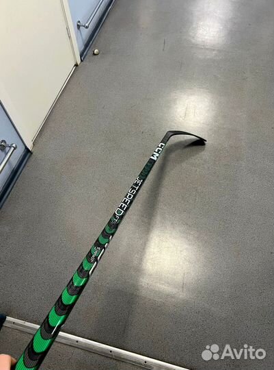 Клюшка хоккейная