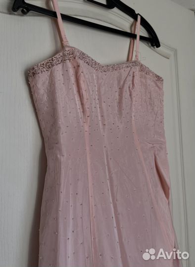 Нарядное платье