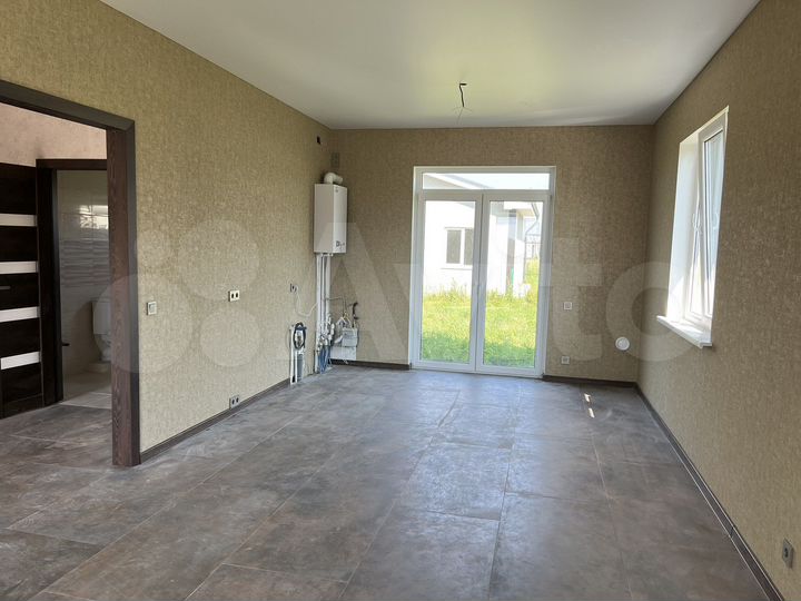 Дом 83 м² на участке 6 сот.