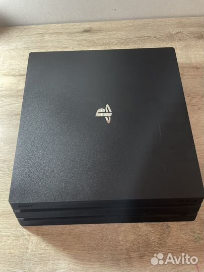 Sony PS4 pro 1tb
