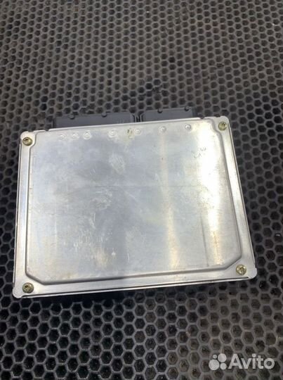 Блок управления Двс Ауди A6 C5 2.4 Audi