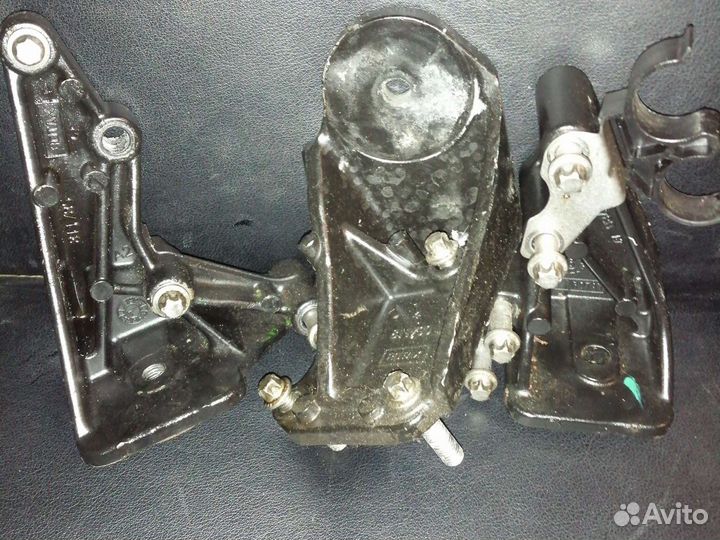 Лапы мотора seadoo rxp gtx