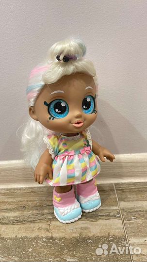 Кукольный домик с мебелью