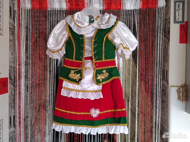 Костюм красной шапочки