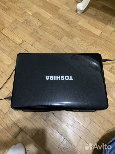 Ноутбук+подставка+мышка Toshiba i3/SSD/6gb