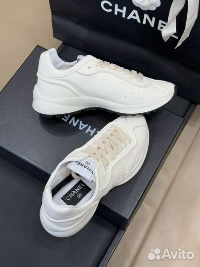 Женские кроссовки chanel