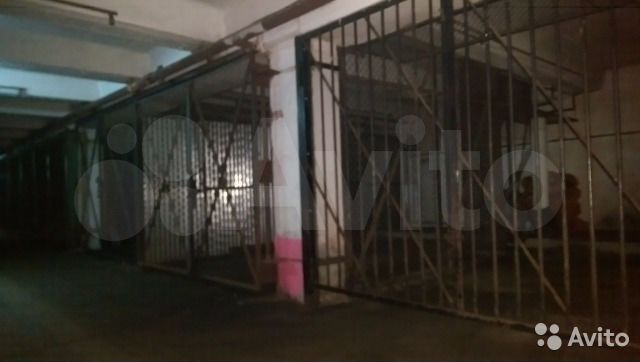 Машиноместо, 18 м²