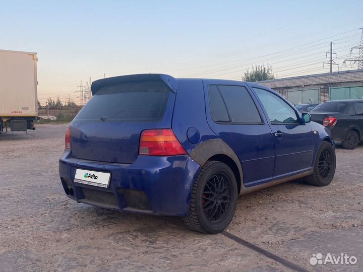 Volkswagen Golf 1.8 МТ, 1998, 350 000 км