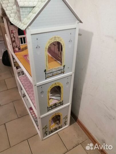 Домик кукольный