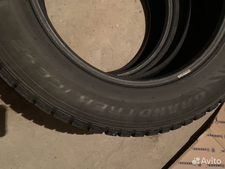 Dunlop Grandtrek Ice 02 235/60 R18 107T