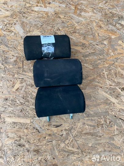 Подголовники сиденья задние к-т Toyota Avensis