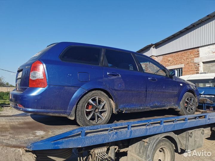 В разборе Chevrolet Lacetti 1.6 МКПП 2005 год