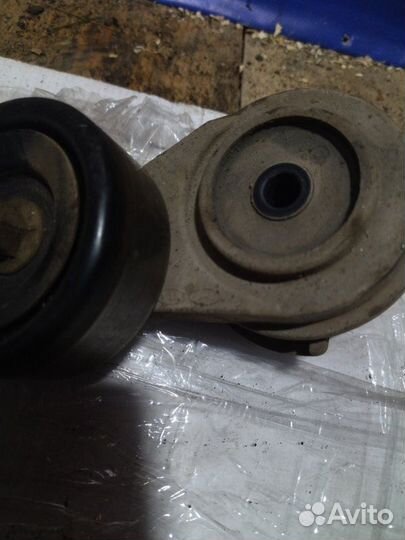 Натяжитель ремня генератора Hyundai Solaris