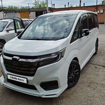 Honda Stepwgn 1.5 CVT, 2019, 49 000 км, с пробегом, цена 2 800 000 руб.