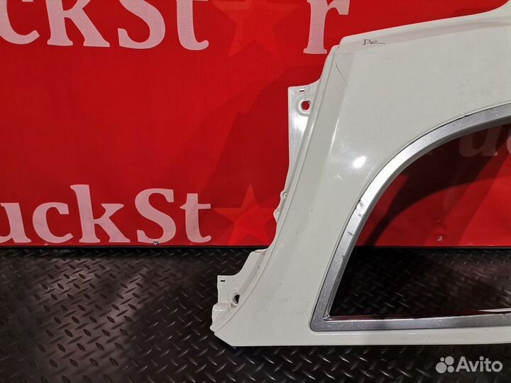 Облицовка фары левой Daf XF106