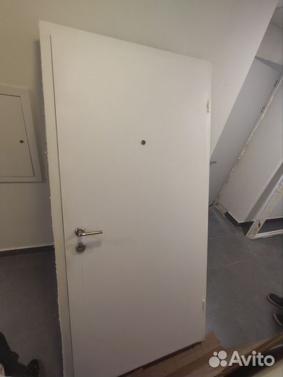 Дверь входная