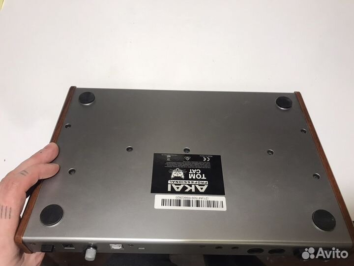 Akai Tom Cat Аналоговая Драм Машина