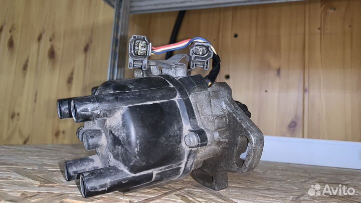 Трамблер toyota corolla 5a-fe