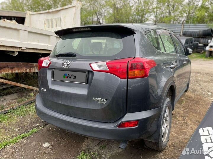 Toyota RAV4, 2014