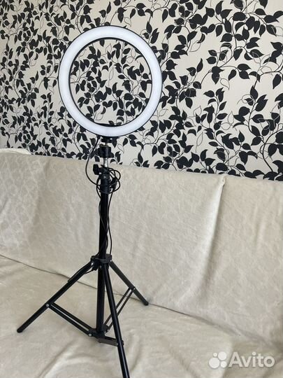 Кольцевая лампа