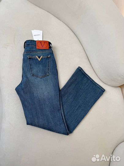 Джинсы Valentino